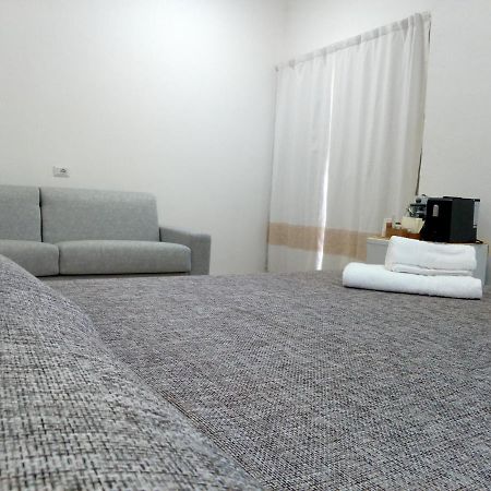 Flamingo Guest House- Rooms أولبيا المظهر الخارجي الصورة