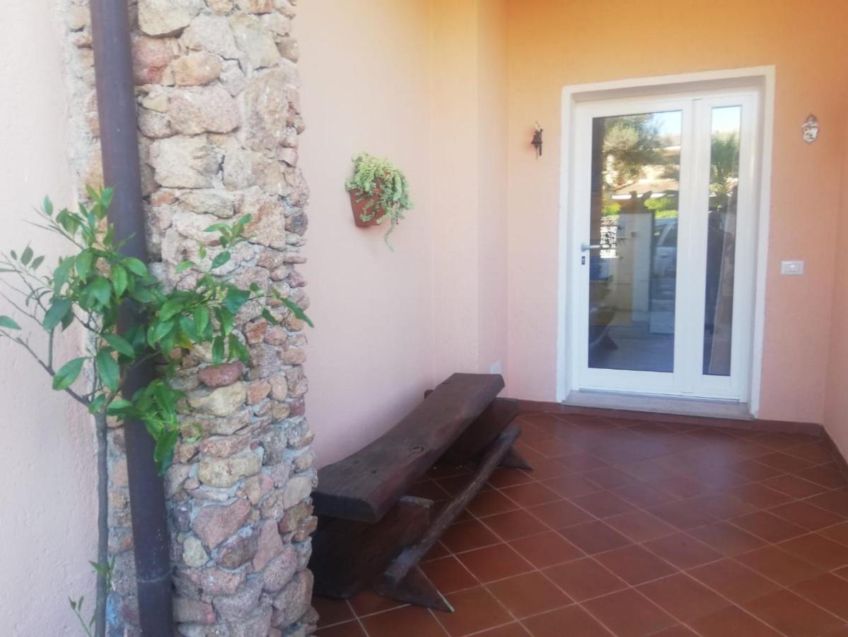 Flamingo Guest House- Rooms أولبيا المظهر الخارجي الصورة