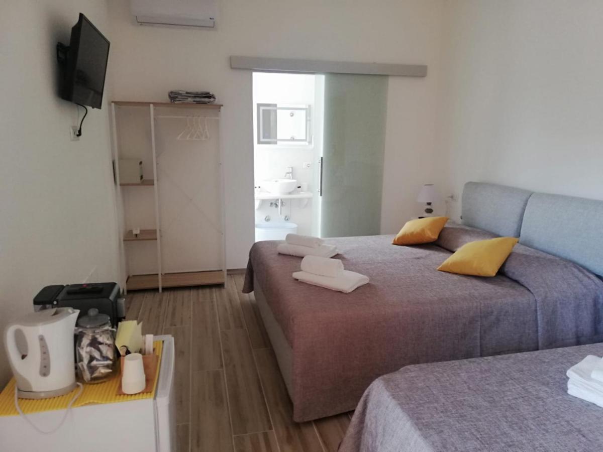Flamingo Guest House- Rooms أولبيا المظهر الخارجي الصورة