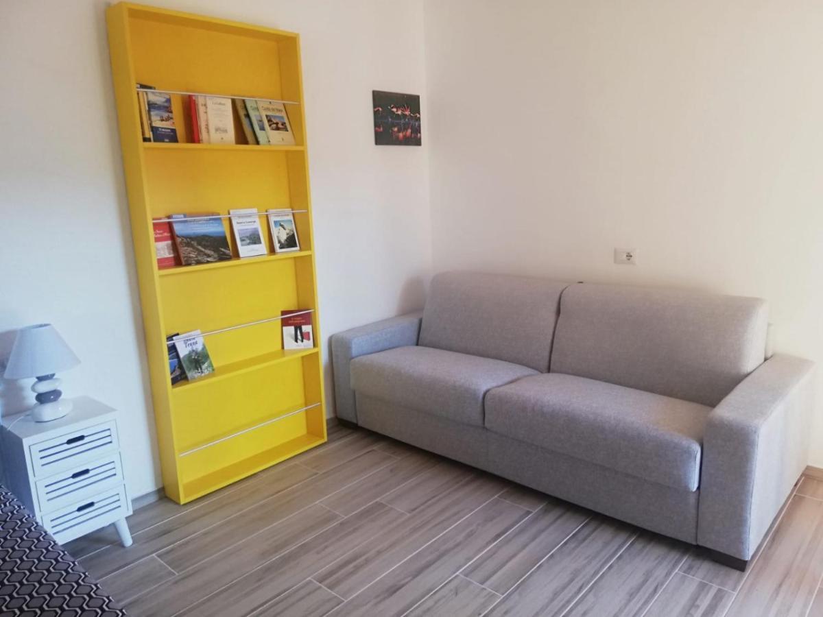 Flamingo Guest House- Rooms أولبيا المظهر الخارجي الصورة