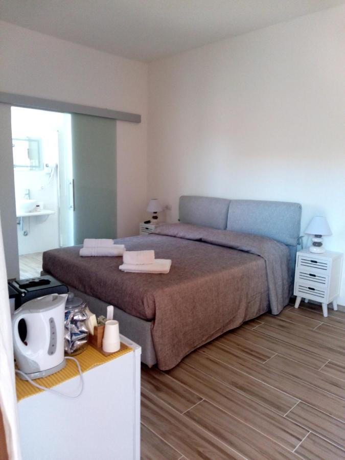 Flamingo Guest House- Rooms أولبيا المظهر الخارجي الصورة