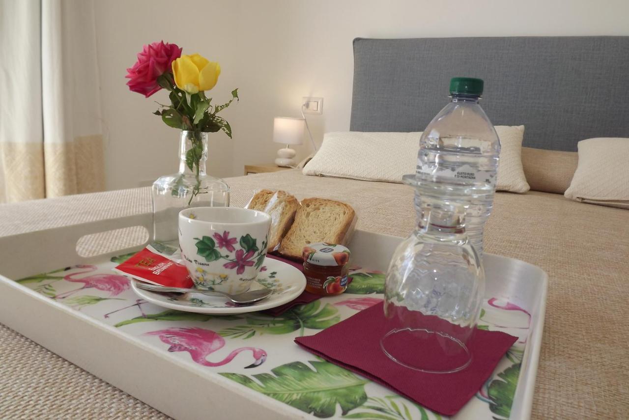 Flamingo Guest House- Rooms أولبيا المظهر الخارجي الصورة