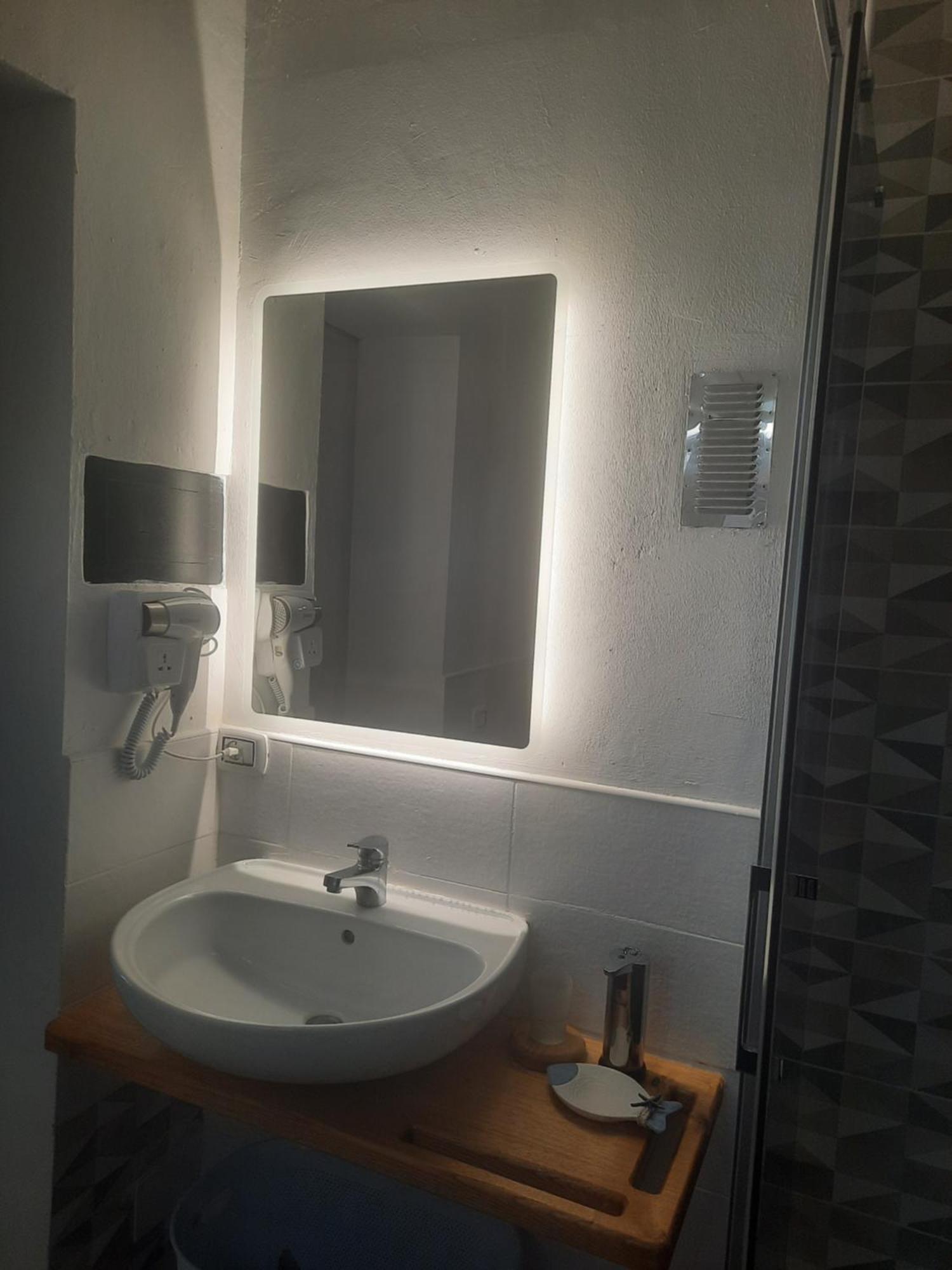 Flamingo Guest House- Rooms أولبيا الغرفة الصورة